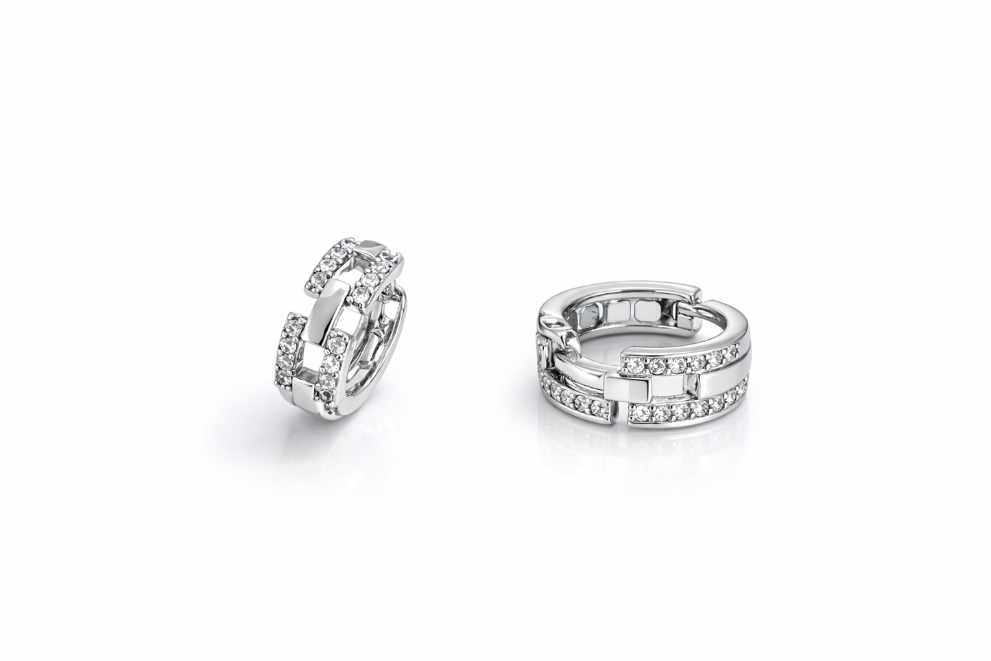 Square link design earrings