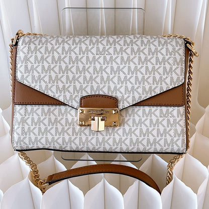 Michael Kors Vanilla kinsley crossbody NWT