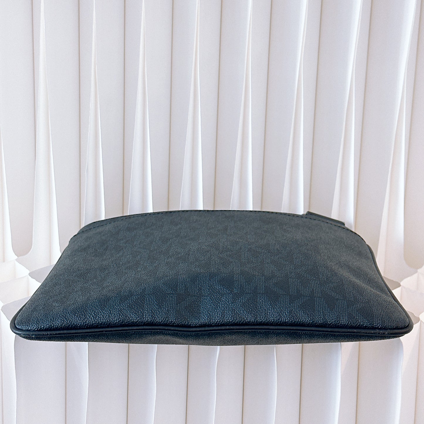 Michael Kors MK Jet Set Medium Flat Crossbody Bag NWT Blue