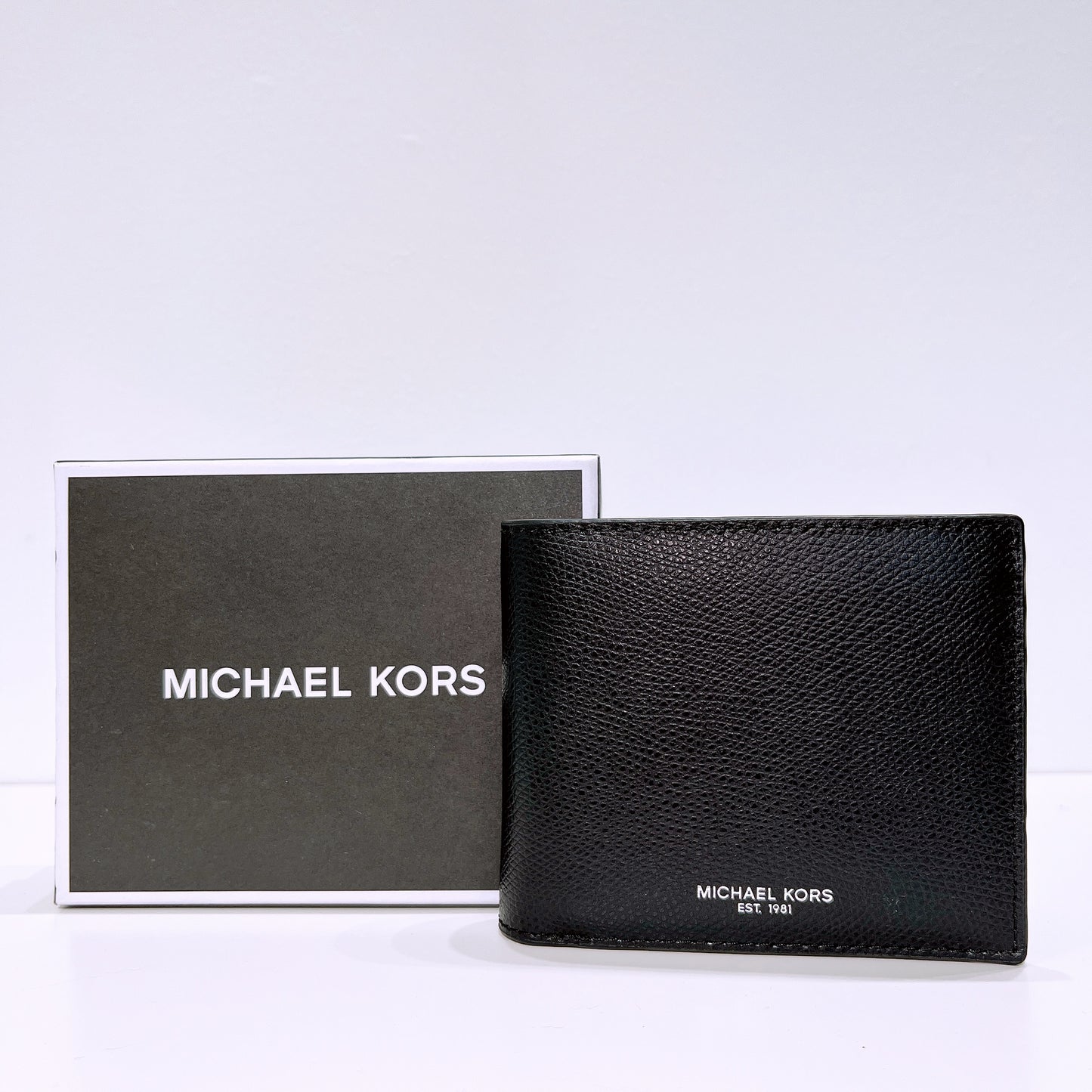 Michael Kors Warren Bilfold Wallet With Coin Pocket