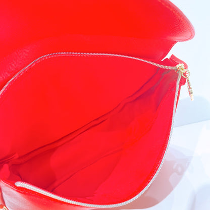 SHISEIDO Red Wristlet