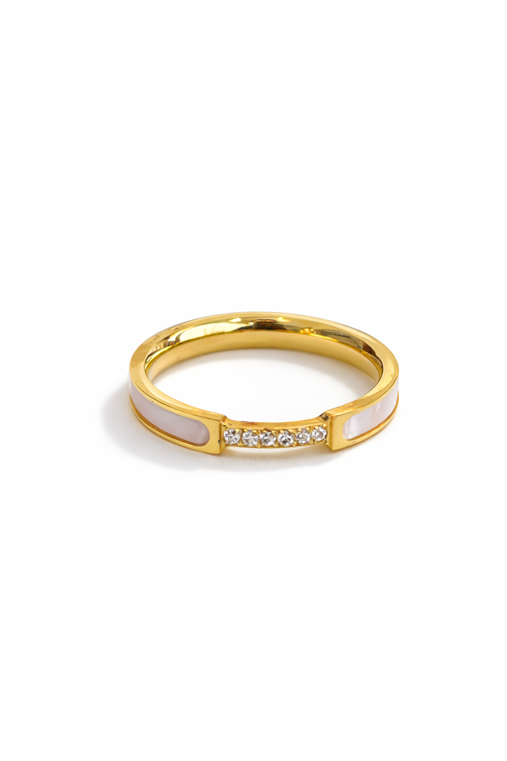 Gold ring of mother-of-pearl and zircon