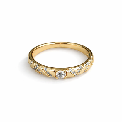 Zig Zag Yellow gold diamond ring