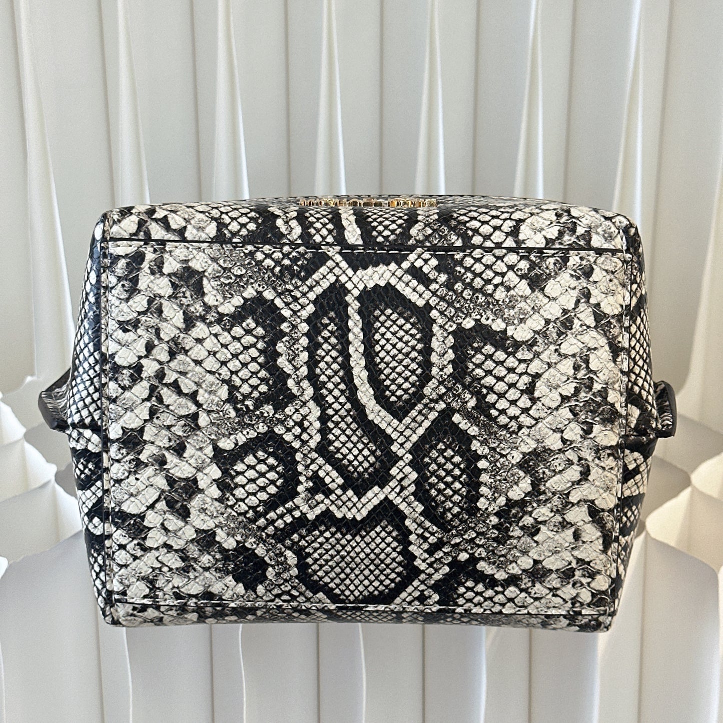 Michael Kors Emilia Small Bucket Bag