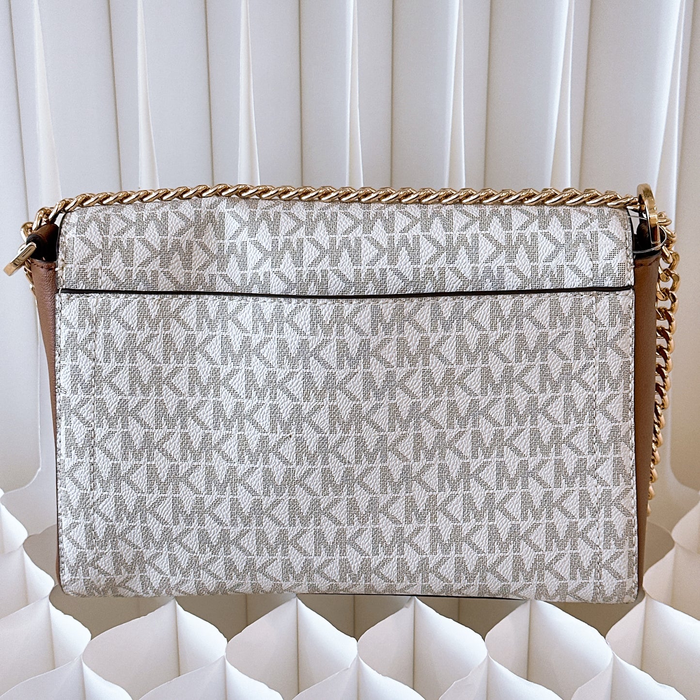 Michael Kors Vanilla kinsley crossbody NWT