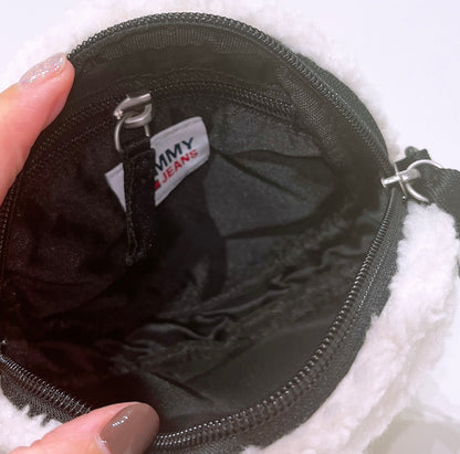 Tommy Jeans small imitation lambskin embroidery LOGO round cross-body bag