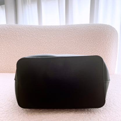 Estee Lauder Parfum Leather Tote Black