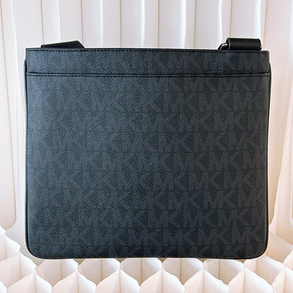 Michael Kors MK Jet Set Medium Flat Crossbody Bag NWT Black