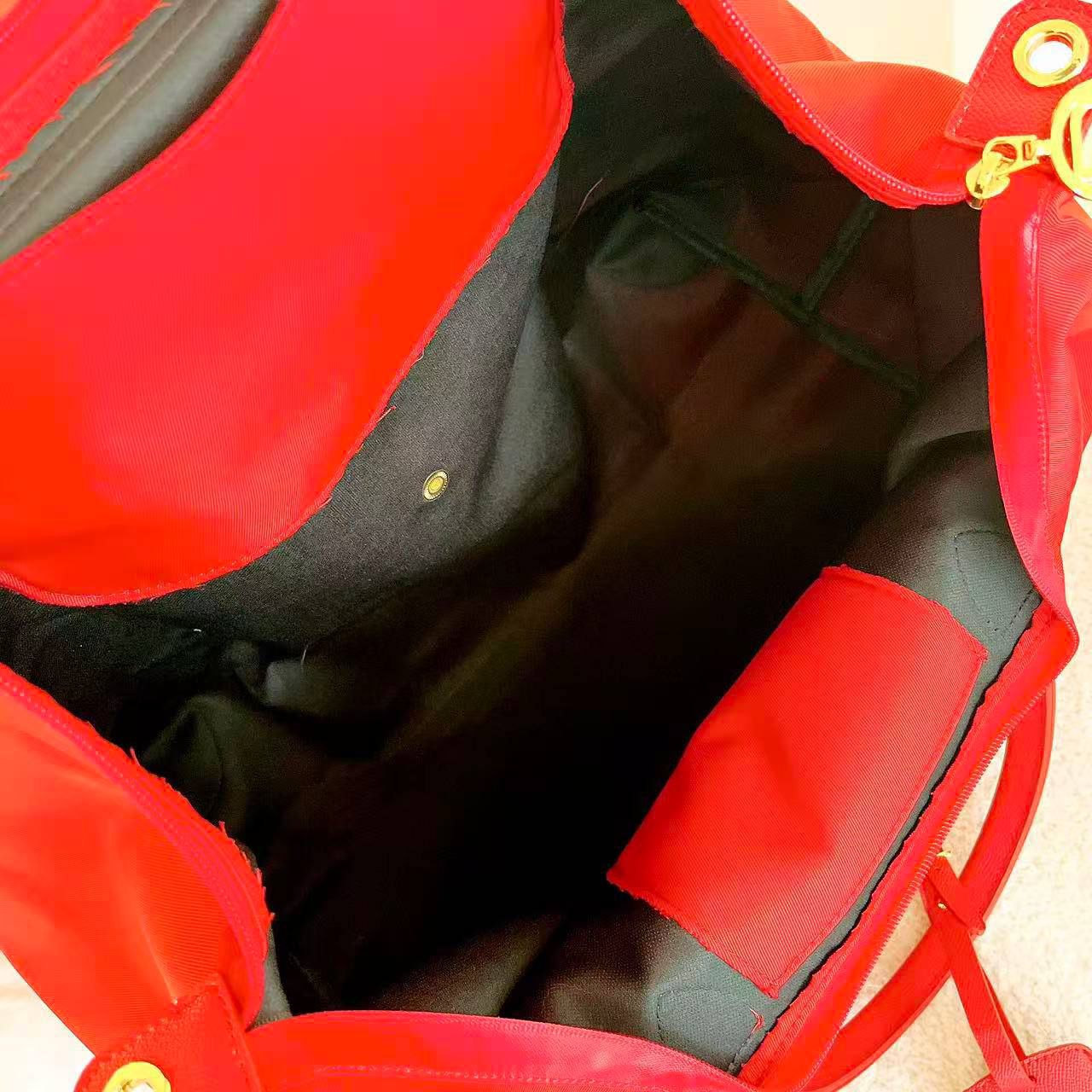 L’Oréal Beauty Large Nylon Bag