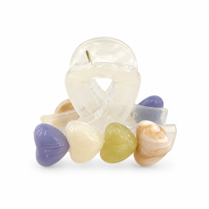 INS-style hair claw clips