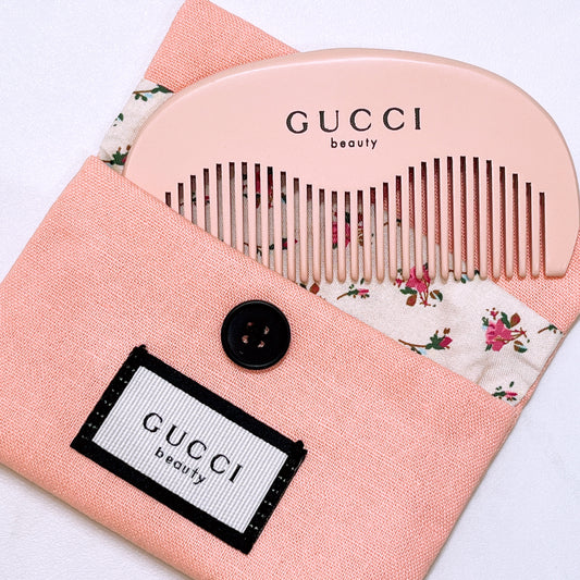 Gucci Beauty Pocket Woody Comb with Floral Pouch