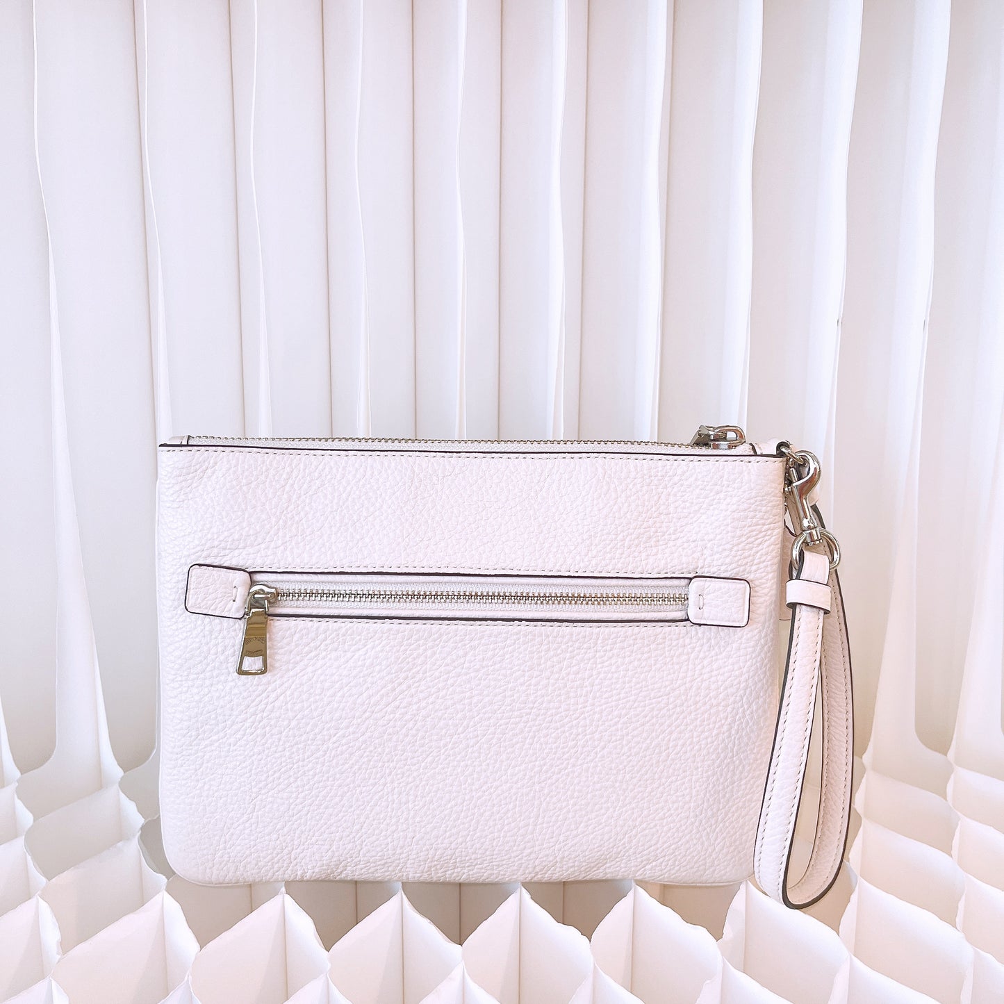 Star Wars X Coach Gallery Pouch With Glitter Motif