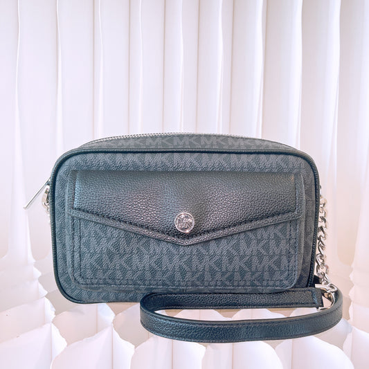 Michael Kors Jet Set Travel Medium Pocket Camera Crossbody Bag Black MK Signature Logo