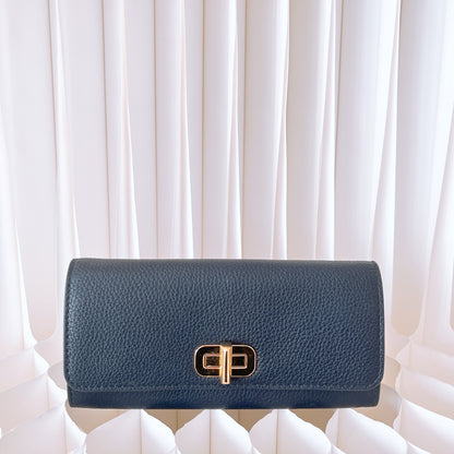 Michael Kors Sullivan Carryall Large Navy Pebbled Leather Turn Lock Wallet