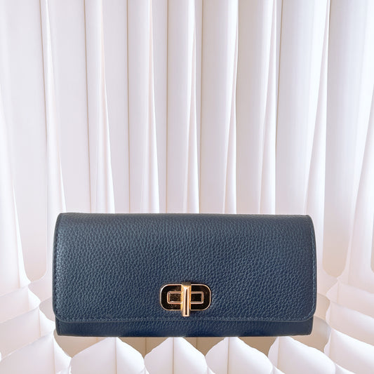 Michael Kors Sullivan Carryall Large Navy Pebbled Leather Turn Lock Wallet