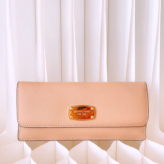 Michael Kors Slim Flat Jet Set Travel Leather Wallet