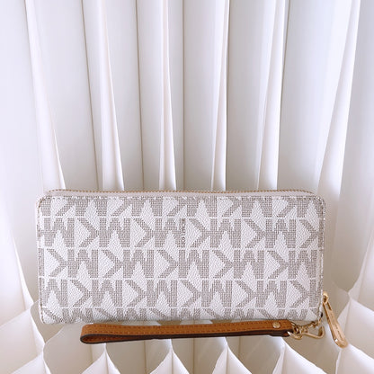 Michael Kors Jet Set Travel Continental Wallet vanilla/Acrn