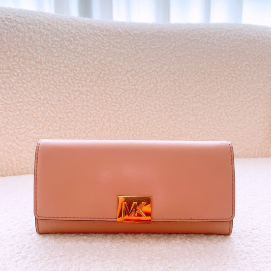 Michael Kors Mindy Jet Set Carryall Fawn