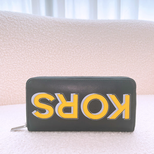 Michael Kors Cooper Leather Black/lemon Tech zip around wallet