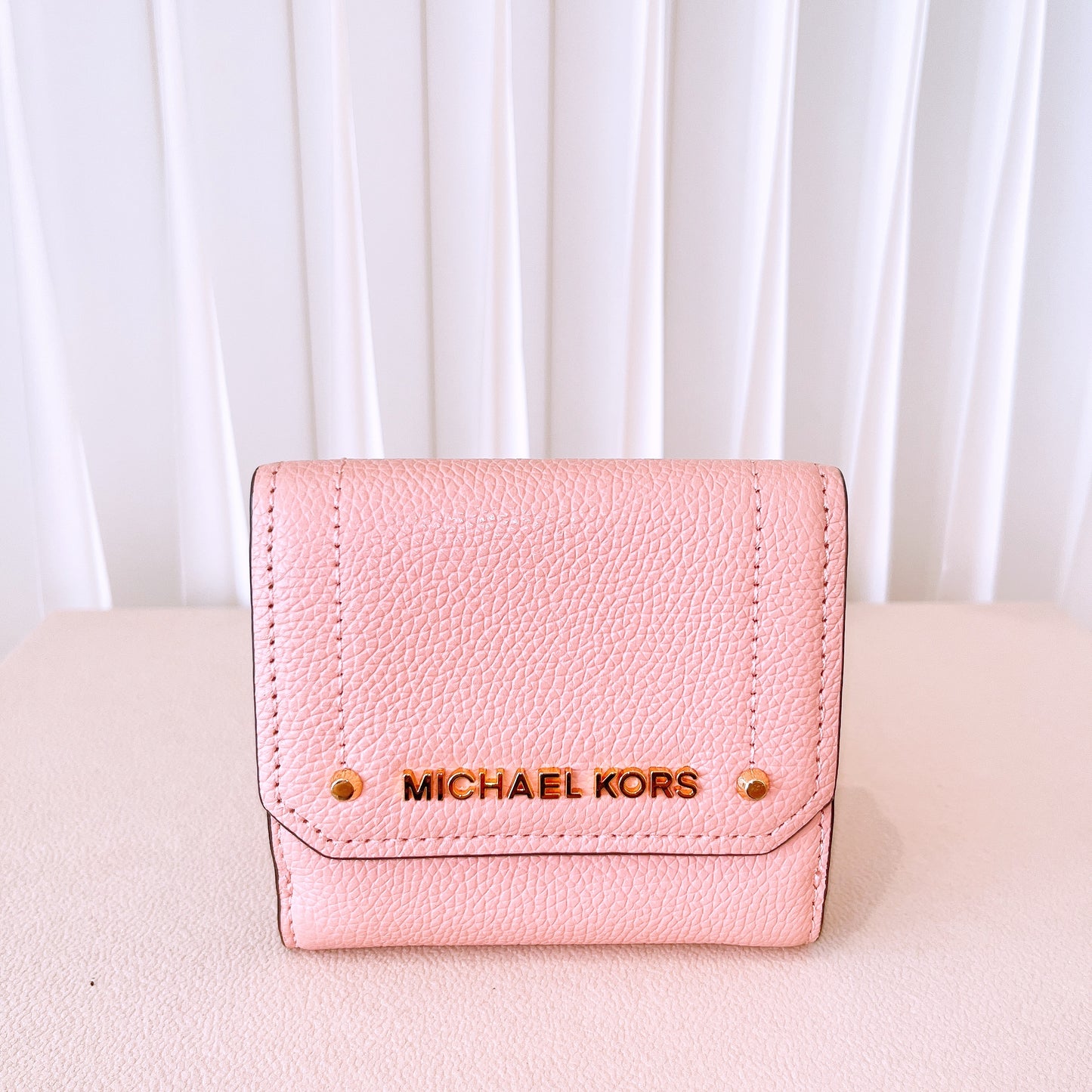 Michael Kors HAYES Leather Medium Trifold Wallet