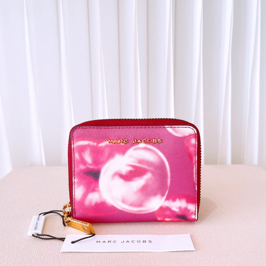 Marc Jacobs Dark Lipstick Multi Kiss Card Case Wallet