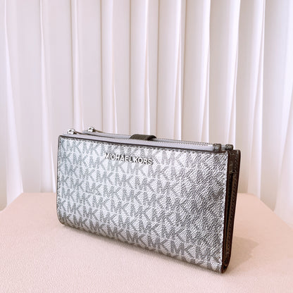 Michael Kors Jet Set Travel Double Zip Wallet Signature Silver