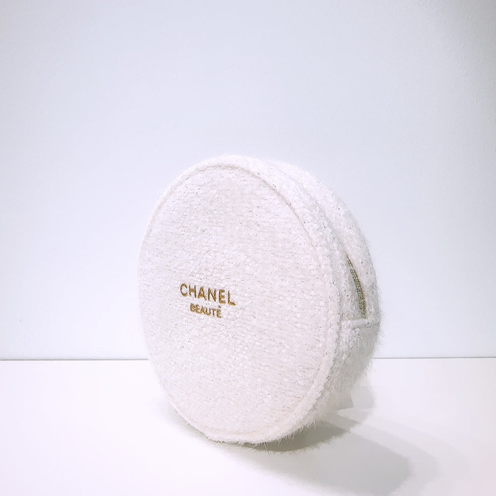 Chanel Beauty White Tweed Makeup Bag Pouch