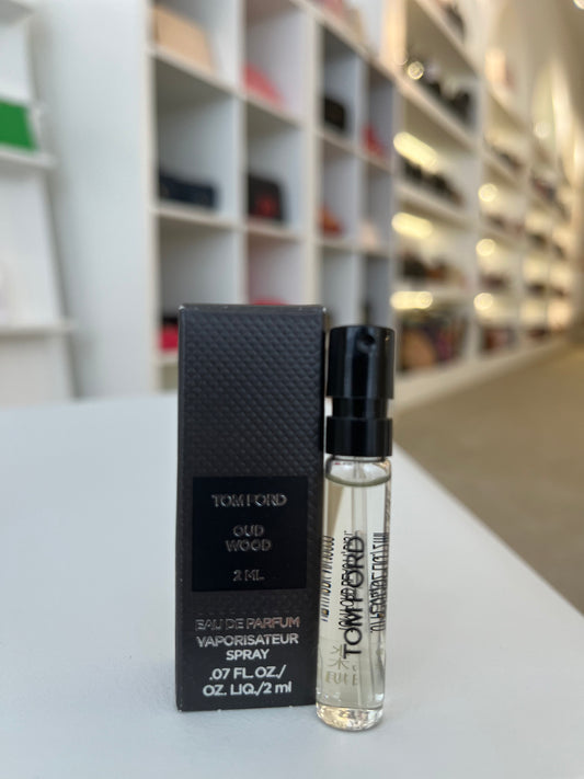 Oud Wood Tom Ford for women and men 2ml