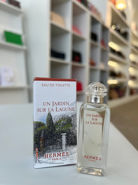 Un Jardin Sur La Lagune Hermès for women and men 7.5ml
